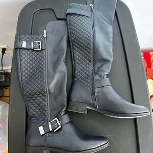 Stylish Black Quilted Over the Knee Boots
